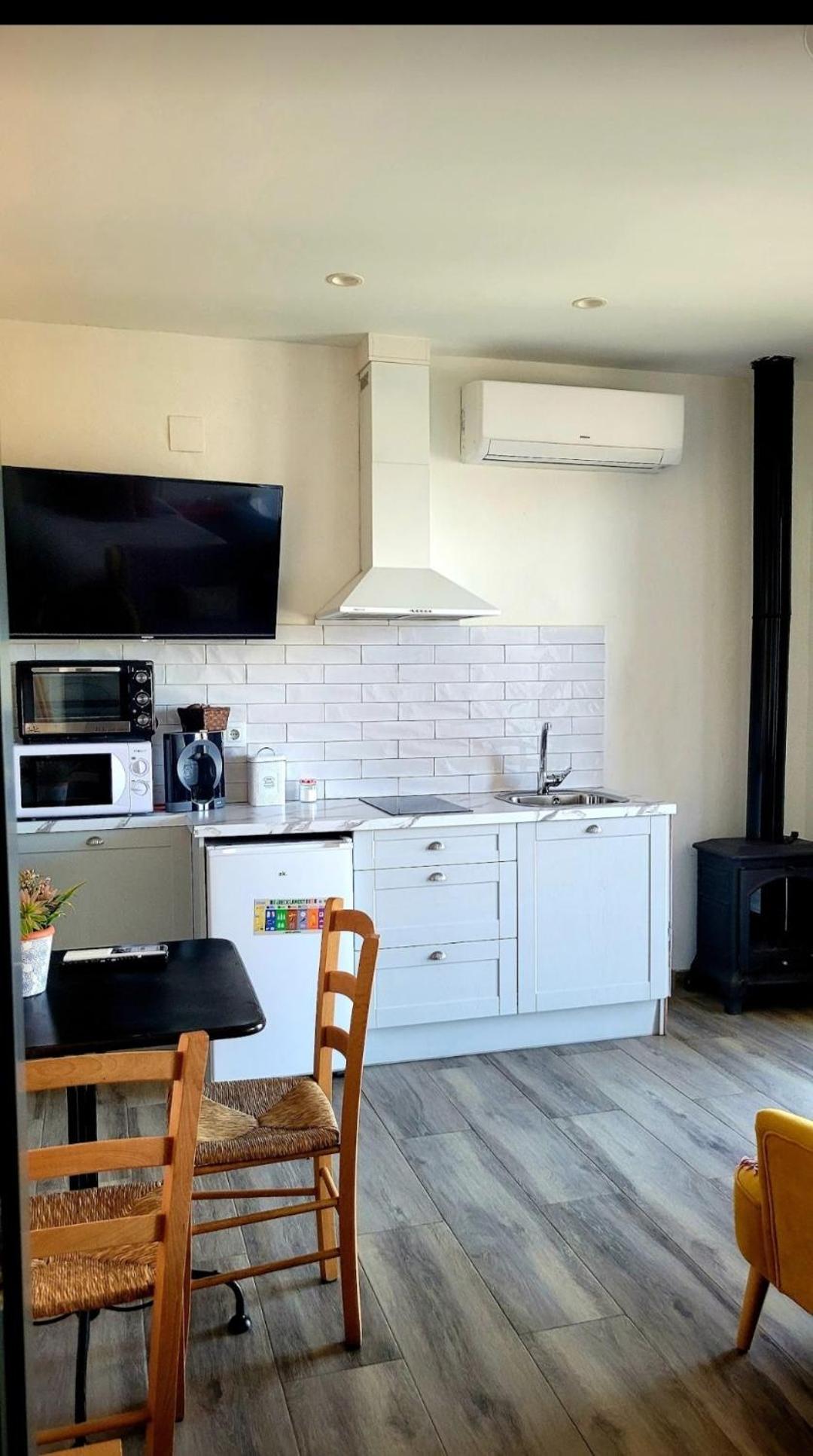 Casas Rurales Maribel - Complejo Moradas Del Cerro 2 - Suites Con Jacuzzi En Alcala Del Jucar Casas del Cerro Szoba fotó