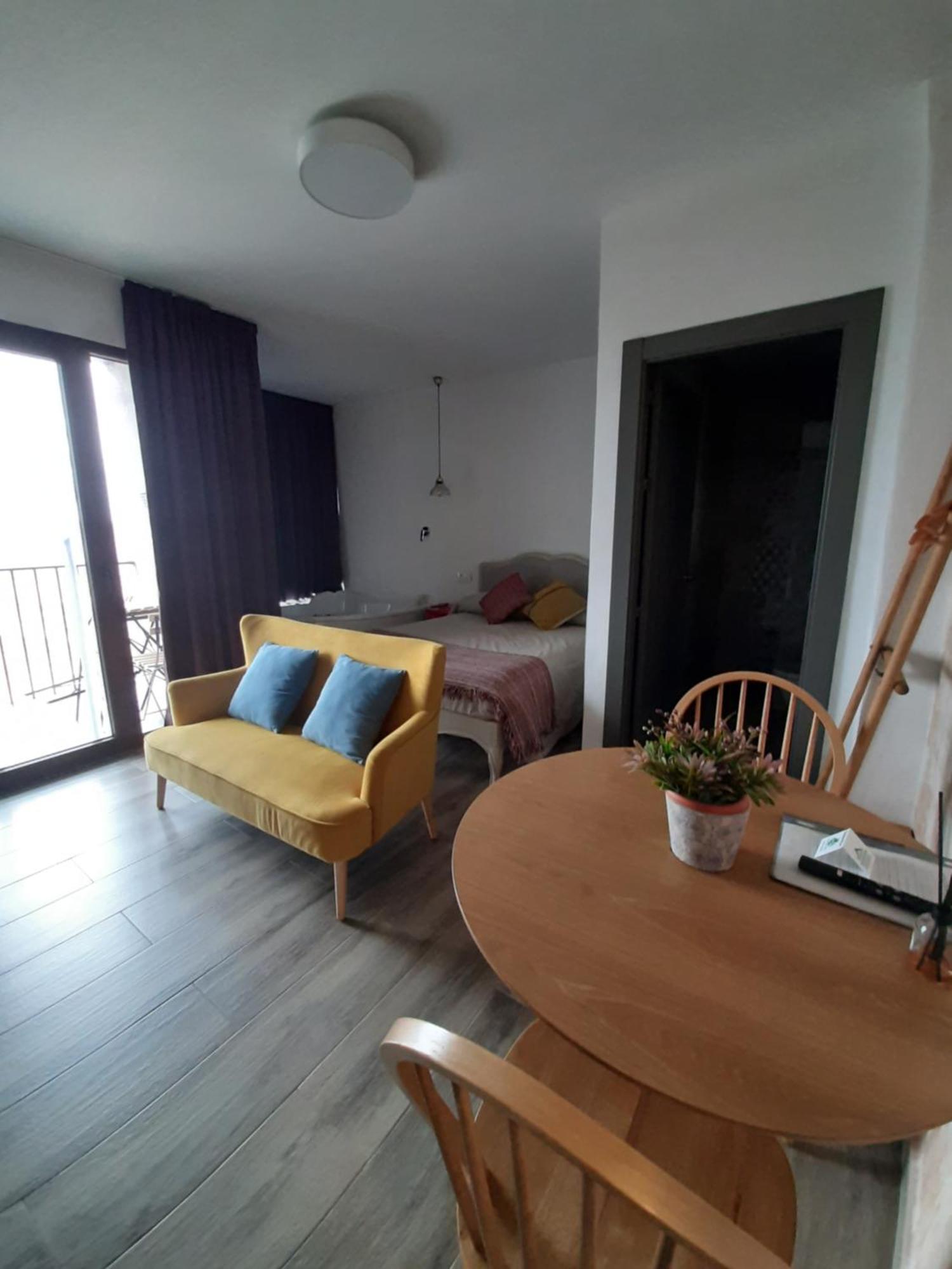 Casas Rurales Maribel - Complejo Moradas Del Cerro 2 - Suites Con Jacuzzi En Alcala Del Jucar Casas del Cerro Szoba fotó